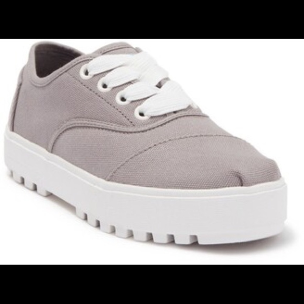 Toms Cordones Lug Sole Sneaker size 8.5